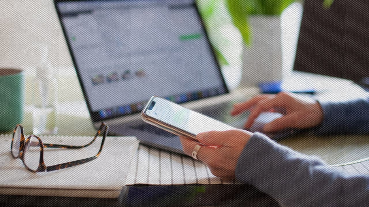 Roomvu makes effective web video marketing fast and affordable